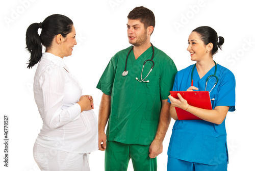 Photo: Pregnant woman discussion with doctors Pregnant woman discussion with doctors