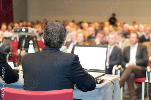 Photo: lettura a convention,riunione,dibattito lettura a convention,riunione,dibattito