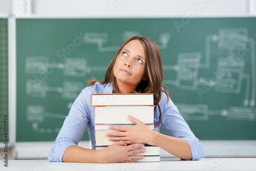 Photo: nachdenkliche lehrerin nachdenkliche lehrerin