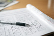 sudoku rätsel mit kugelschreiber