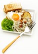 Huevos con patatas y gulas