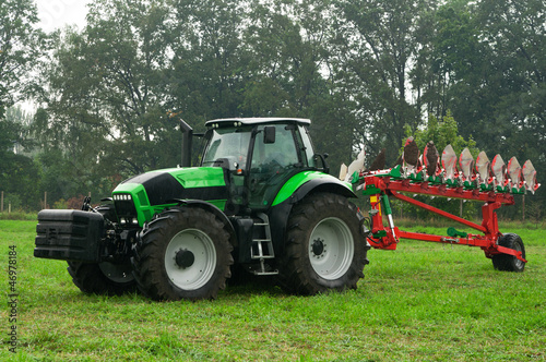 Photo: tractor tractor