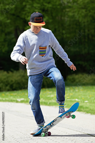 Photo: Teen skater Teen skater
