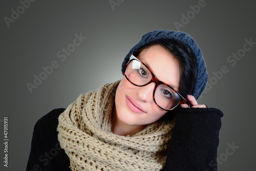Photo: la ragazza con gli occhiali la ragazza con gli occhiali