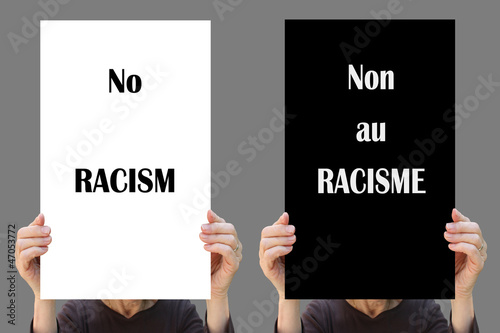 Photo: NO RACISM ! NO RACISM !