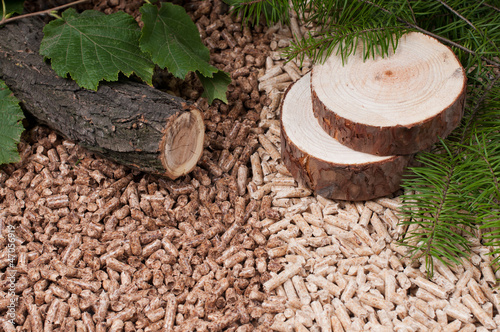Photo: Pine and oak pellets Pine and oak pellets