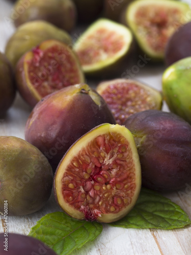 Photo: fresh figs fresh figs