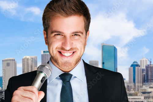 Photo: Newsreader Newsreader