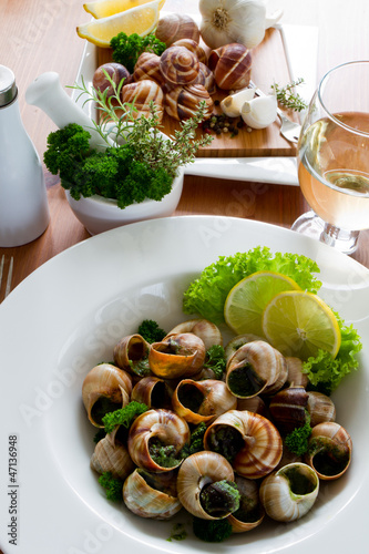 Photo: Escargots de Bourgogne (snails with herbs butter) Escargots de Bourgogne (snails with herbs butter)