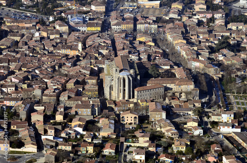 Photo: Saint-Maximin centre-ville Saint-Maximin centre-ville