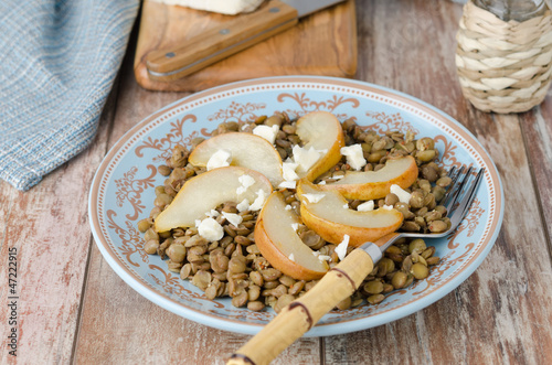 Photo: Lentil salad with caramelized pears and blue cheese Lentil salad with caramelized pears and blue cheese