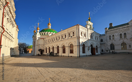 Photo: Refectory church and Refectory..National Kiev-Pechersk museum. Refectory church and Refectory..National Kiev-Pechersk museum.