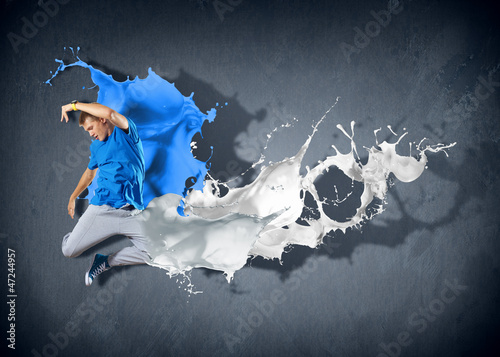 Photo: Modern style dancer Modern style dancer