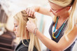 Foto: Adding a little length to her hairstyle Adding a little length to her hairstyle