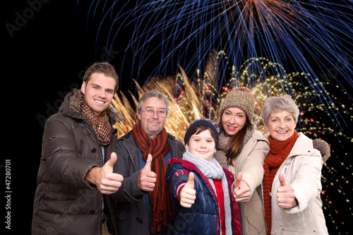Photo: daumen hoch familie daumen hoch familie