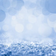 Neige vue de près, bokeh bleu
