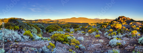 Photo: Aube au Pas de Bellecombe - Ile de La Réunion Aube au Pas de Bellecombe - Ile de La Réunion