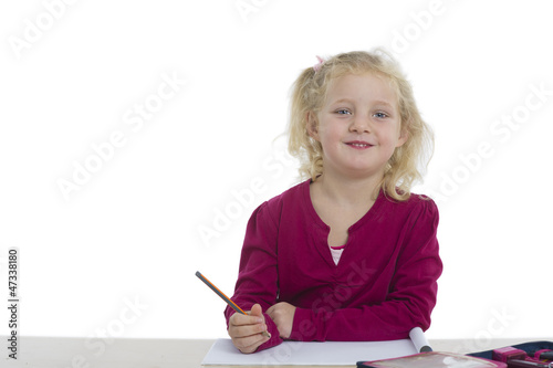 Photo: Kind mit Malstift Kind mit Malstift
