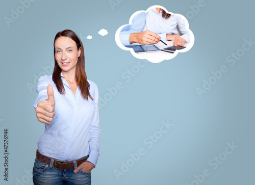 Photo: frau mit gedanke frau mit gedanke
