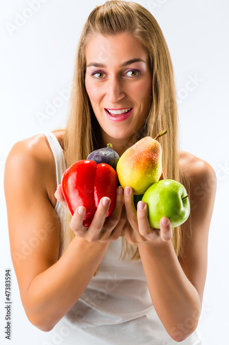 Photo: Gesunde Ernährung - Frau mit Obst und Gemüse Gesunde Ernährung - Frau mit Obst und Gemüse