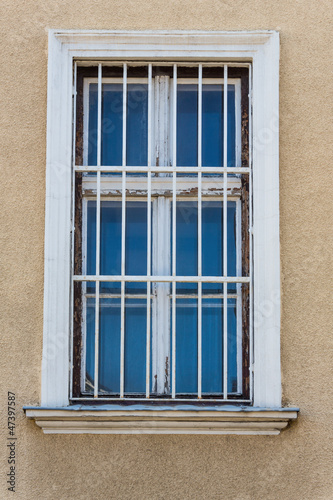 Photo: vergitterte Fenster vergitterte Fenster