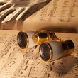 Gala mit Opernglas
