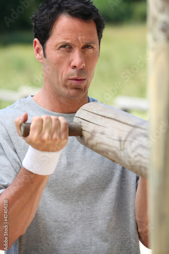 Photo: Sporty man in the countryside Sporty man in the countryside