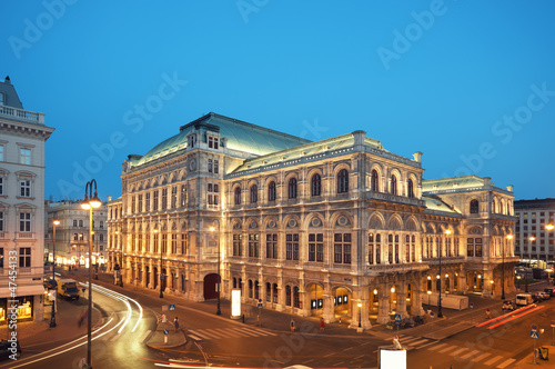Photo: Vienna Opera House at night. Vienna Opera House at night.