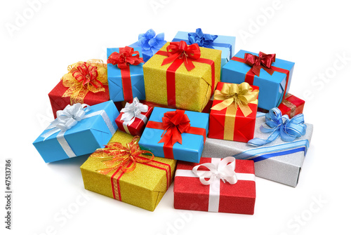 Photo: Ein bunter Haufen von Geschenken Ein bunter Haufen von Geschenken