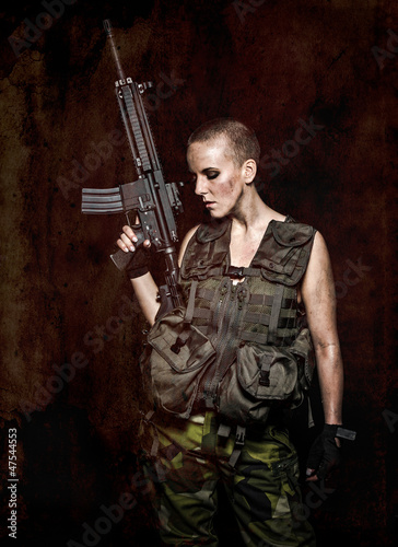 Photo: female soldier female soldier