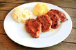 Foto: Meatball plate with rice and mashed potatoes Meatball plate with rice and mashed potatoes
