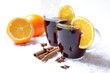 Glühwein mit Gewürzen