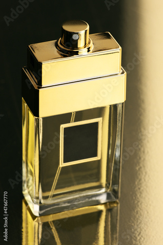 Photo: Perfume bottle Perfume bottle