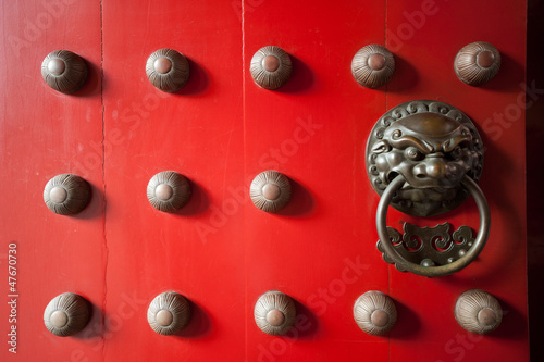Photo: Red temple door in chinatown, Singapore Red temple door in chinatown, Singapore