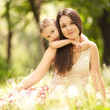 Foto: Mother and daughter in the park Mother and daughter in the park