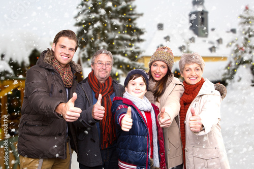 Photo: gruppe weihnachtsmarkt gruppe weihnachtsmarkt