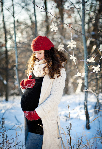 Photo: Winter Pregnancy Winter Pregnancy