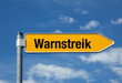 Pfeil mit blauem Himmel WARNSTREIK