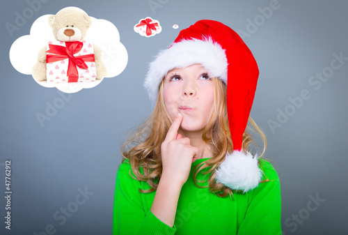 Photo: kind träumt von weihnachten kind träumt von weihnachten