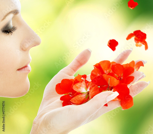 Photo: red petals red petals