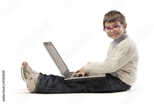 Photo: Chid Laptop Chid Laptop