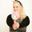 blonde Frau mit Lollipop