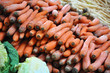 Karottenverkauf am Gemüsemarkt
