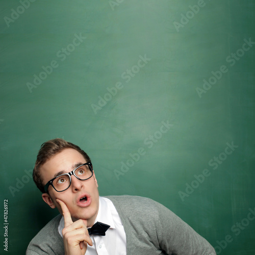 Photo: Mann an der Tafel Mann an der Tafel