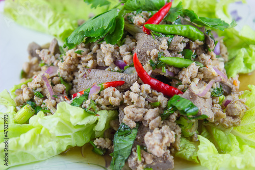 Photo: Cuisine Larb Moo Spicy Minced Pork Salad Cuisine Larb Moo Spicy Minced Pork Salad