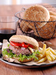 panino con hamburger - cheeseburger