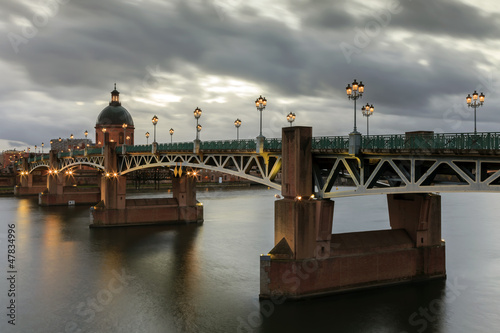 Photo: Pont Saint Pierre à Toulouse Pont Saint Pierre à Toulouse