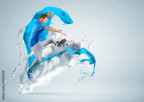 Photo: Modern style dancer Modern style dancer