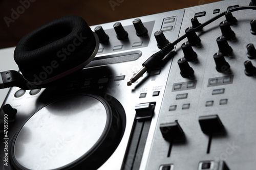 Photo: dj mixer dj mixer