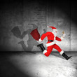 Santa nachts bei der Arbeit